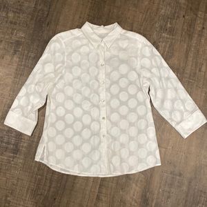 FOXCROFT Size 10 Shaped White Button Down Top